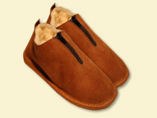 Gamintojas šlepetes, grūdų šlepetes, sandalus, šlepetes, klumpes, vaikiškus batus, avikailio šlepetes, vilnos šildytuvus